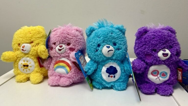 Care Bear Bum Bumz Collection - Plush Collectible Characters